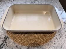 Le Creuset Cast Iron Cream Enamel Rectangular Oven Roasting Baking Tray 30cm
