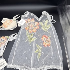 NWT Vintage La Perla Caresse Floral Embroidered Mesh Lingerie Set
