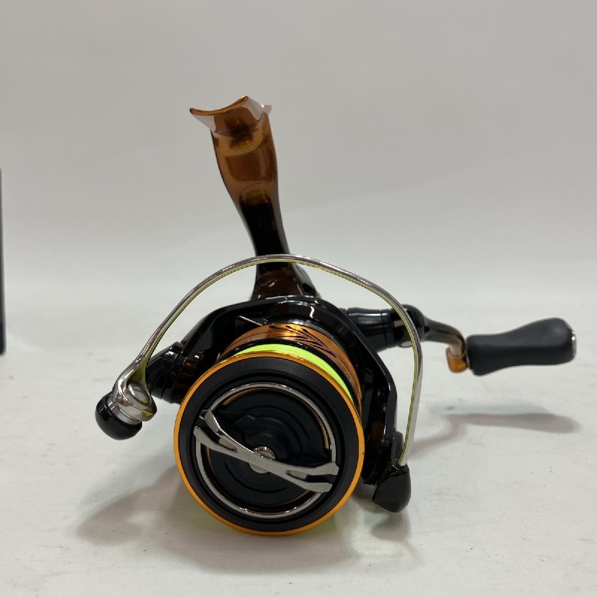 Shimano 18 Soare BB C2000SSPG Spinning Reel Used - Slightly