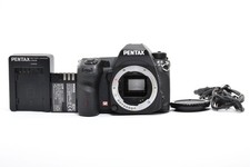  TOP MINT PENTAX K-5 II s 16.3MP Digital SLR Camera Black Body From Japan