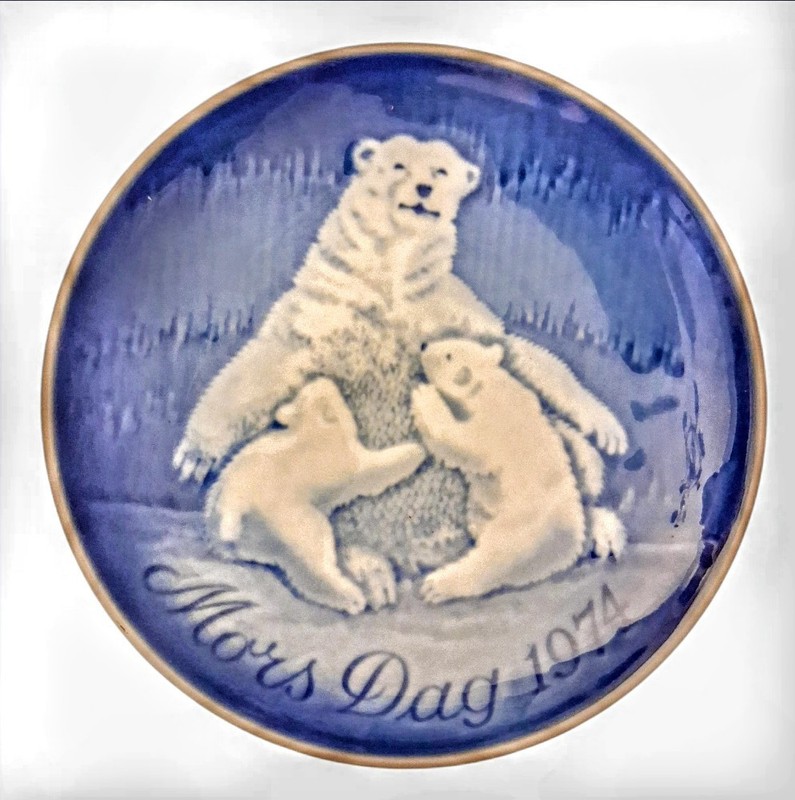 Vintage COPENHAGEN porcelain B&G 1974 Mors Dag Mothers Day Collector Plate Bears