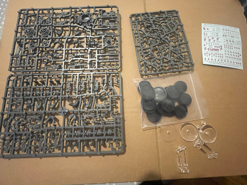 Warhammer 40,000 T'au Empire: Pathfinder Team Miniature 40k COMPLETE ON SPRUE