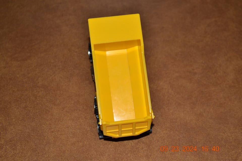 Schaper Stomper Battery Operated Mack Dump Truck Extremely Nice! eBay
