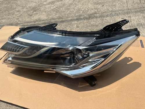 Perfect ! 2016-2020 Mitsubishi Pajero sport Left Headlight