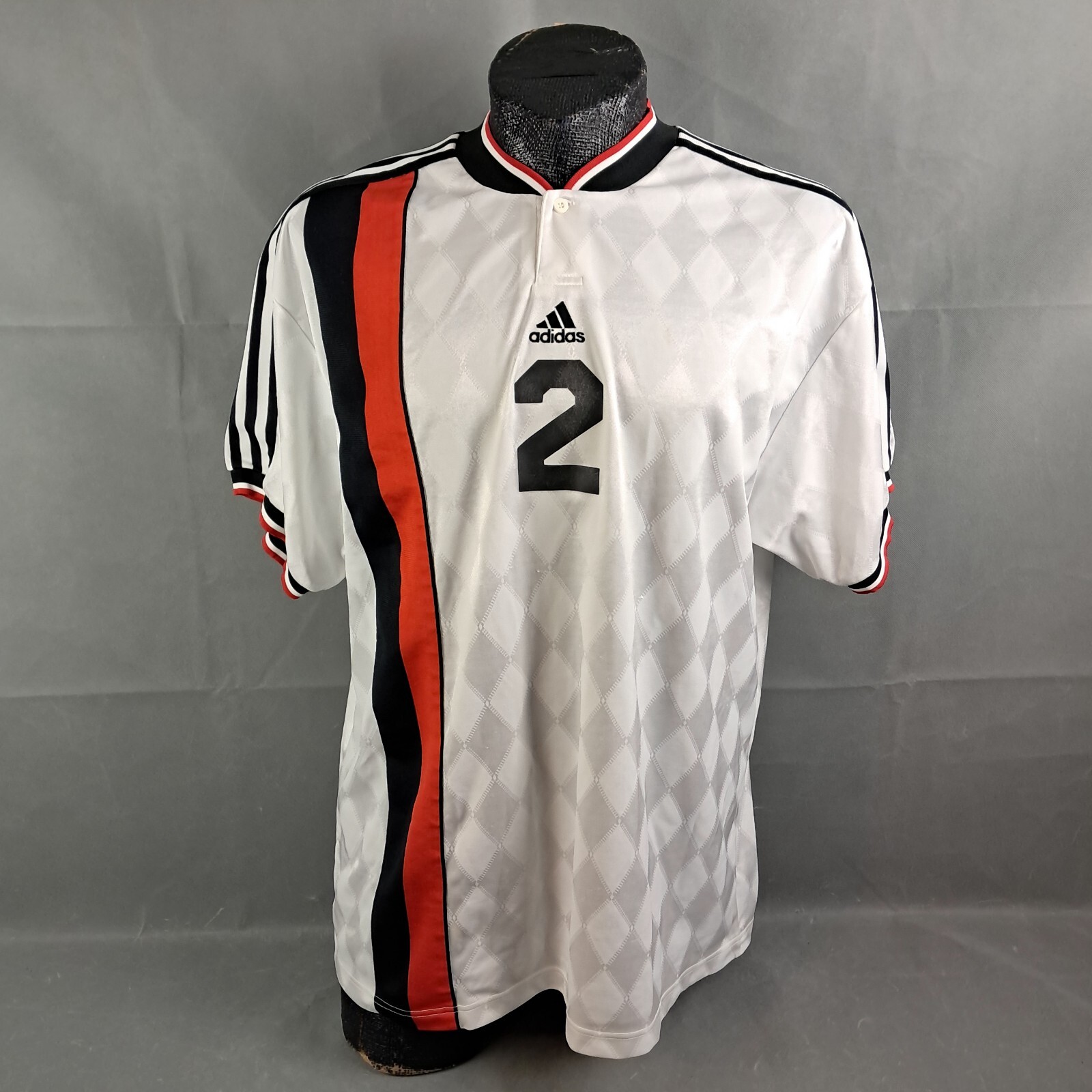Vintage Adidas Soccer Jersey Size XL Men White Short Sleeve Performance Pullover
