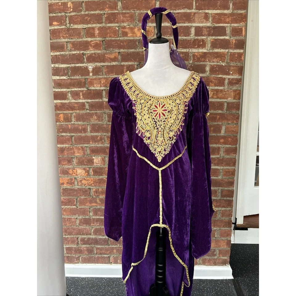 Dreamgirl Reina de Tronos Terciopelo Púrpura Cosplay Halloween Disfraz Set-Grande Foto 2 de 4