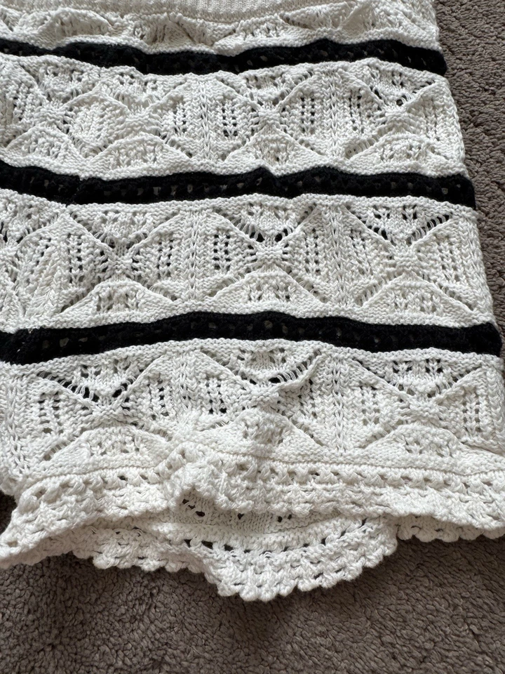 Traje de baño L Space para mujer a rayas ojos de diamante pantalones cortos talla L $99 Foto 2 de 4