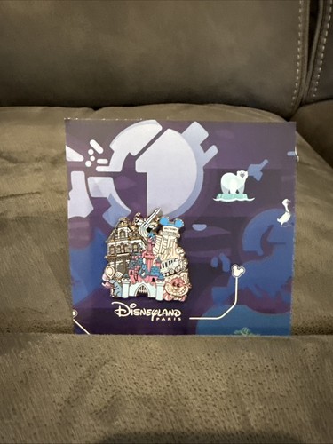 D23 Pin - Disneyland Paris - Picture 1 of 2