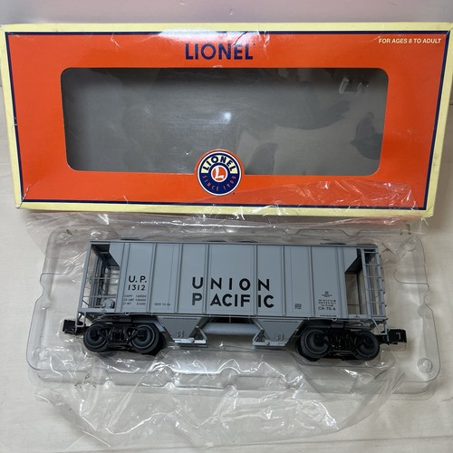 LIONEL 3-RL O SCALE #1312 UP UNION PACIFIC PS-2 2-BAY TOLVA CUBIERTA 6-27016 NUEVO EN CAJA | Condition: New