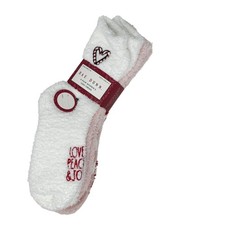 NWT Rae Dunn Cozy Fuzzy Crew Socks White Pink 4-Pair Pack Holiday Christmas OS