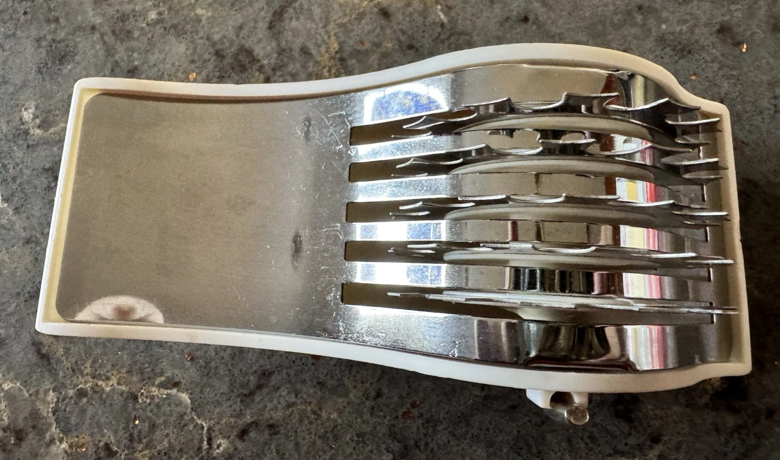 Meat Tenderizer Manual Rotary Rolling Blade Stainless Steel Premier
Opens in a new window or tab
