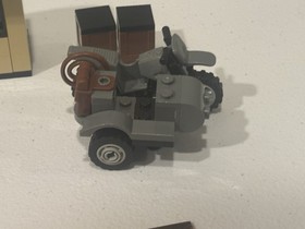 Lego INDIANA JONES MOTOTCYCLE CHASE #7620 W/ Minifigures & Manual