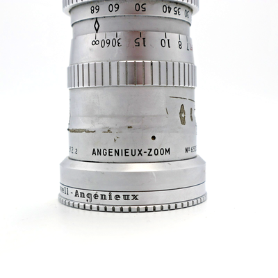 Bell & Howell P. ANGENIEUX Zoom 17-68mm f/2.2 Unknown mount - 401