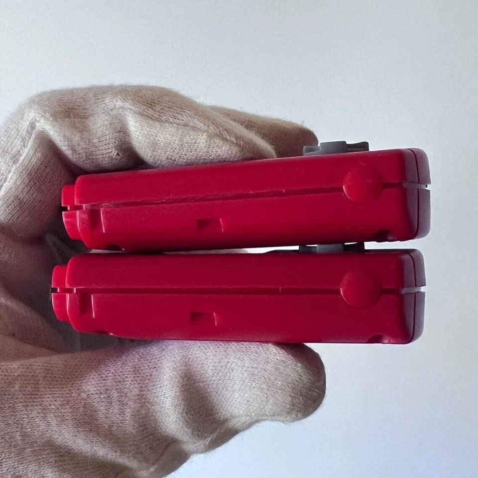 SEGA Dreamcast Red All Japan Professional Wrestling Visual Memory Unit VMU 2 Set - Image 4 of 4