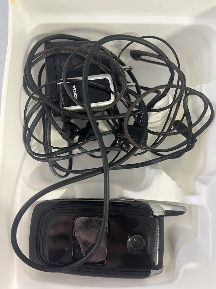 Teléfono plegable Nokia tmobile Foto 4 de 4