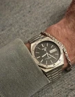 Vintage Pulsar Y563-8349 39mm Men’s Day-Date Quartz Royal Oak Style Japan Seiko
