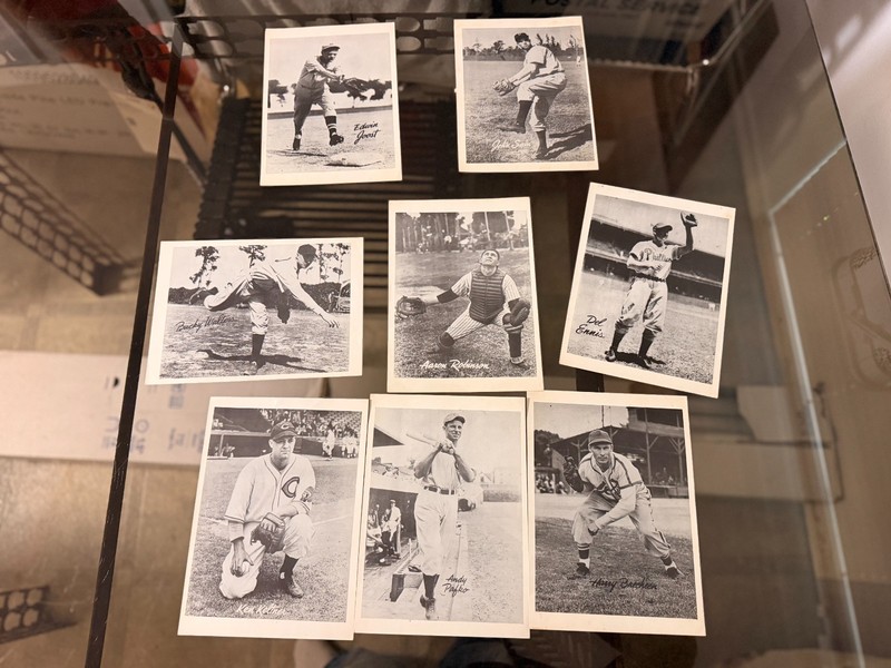 Original vintage Baseball player picture pack photos X 8