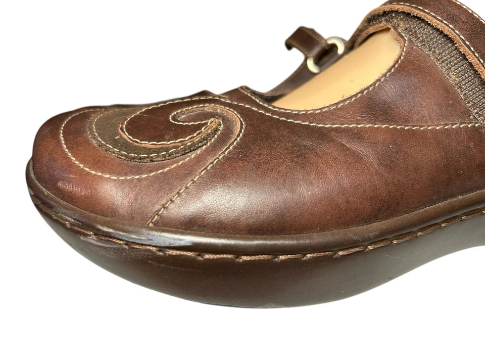 Zapatos cómodos Naot Matai de cuero marrón remolino Mary Jane para mujer talla 40 EE. UU. 9 Foto 4 de 4