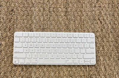 Apple Wireless Bluetooth Magic Keyboard A2450 Rechargeable. Used. Working.
