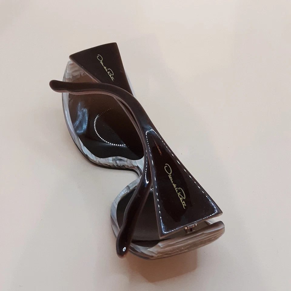 Oscar De La Renta 64 14 130 Moda Gafas de sol, Marrón Tortuga Envoltura Mujeres Viaje Foto 2 de 4