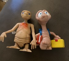 1982 VINTAGE ET EXTRA TERRESTRIAL WIND UP TOY WALKS WORKS GOOD Plus Extra Figure