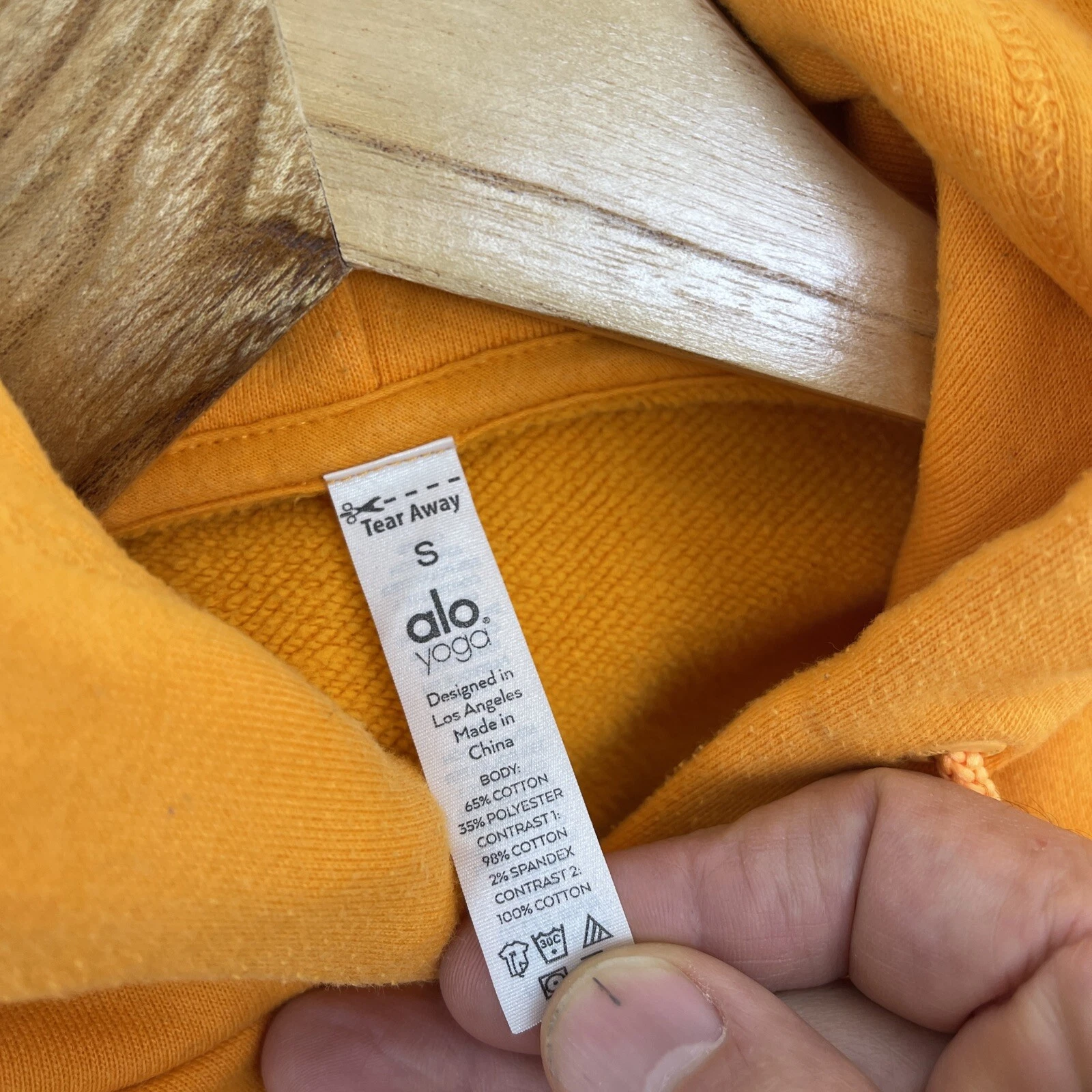 alo-yoga bae cropped activewear hoodie