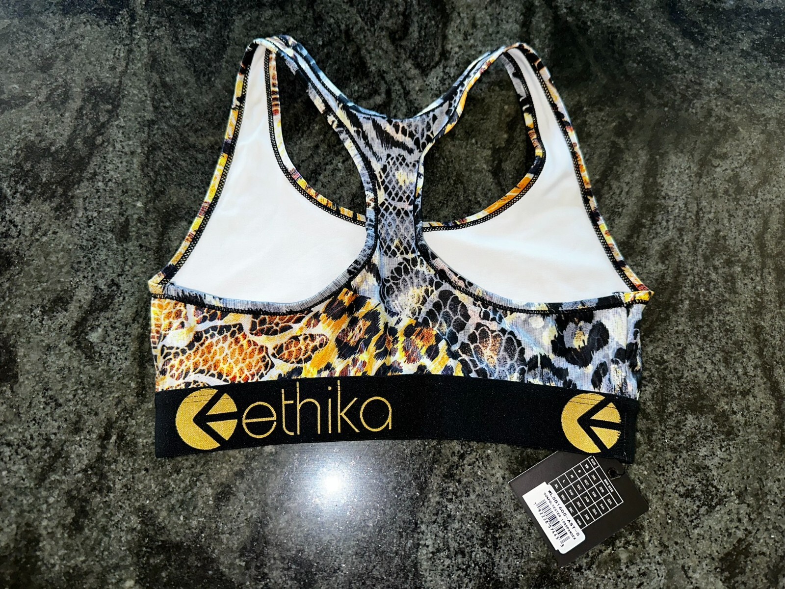 Foto 2 di 2