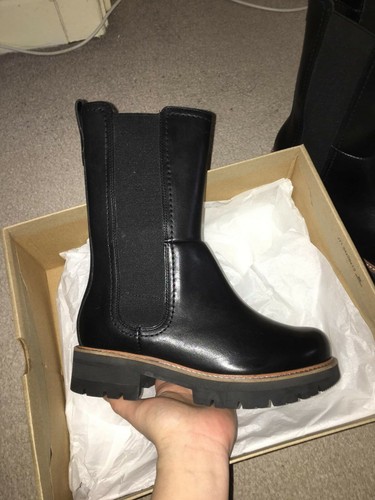 clarks wide fit chelsea boots
