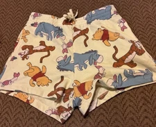 Women's M 8-10 Disney Winnie The Pooh Shorts Tigger Piglet Eeyore LN Pockets