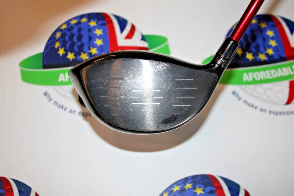 Used Taylormade R9 Supertri 10.5° Driver Fujikura Motore 60G Graphite Regular - Image 2 of 4