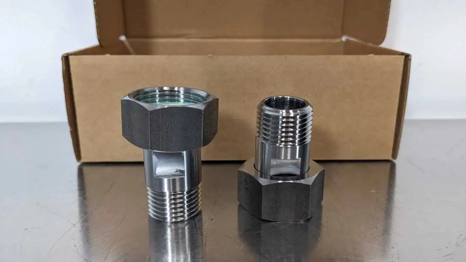 IFM Efector E40191 Mounting Adapter for Flow Sensor ADAPTER G3/4-NPT1/2/V4A - Image 3 of 4