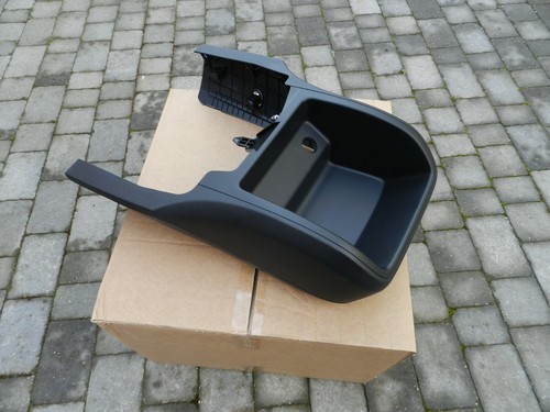Genuine Mercedes Vito W447 Bottom Storage Box MB6 - Picture 5 of 5