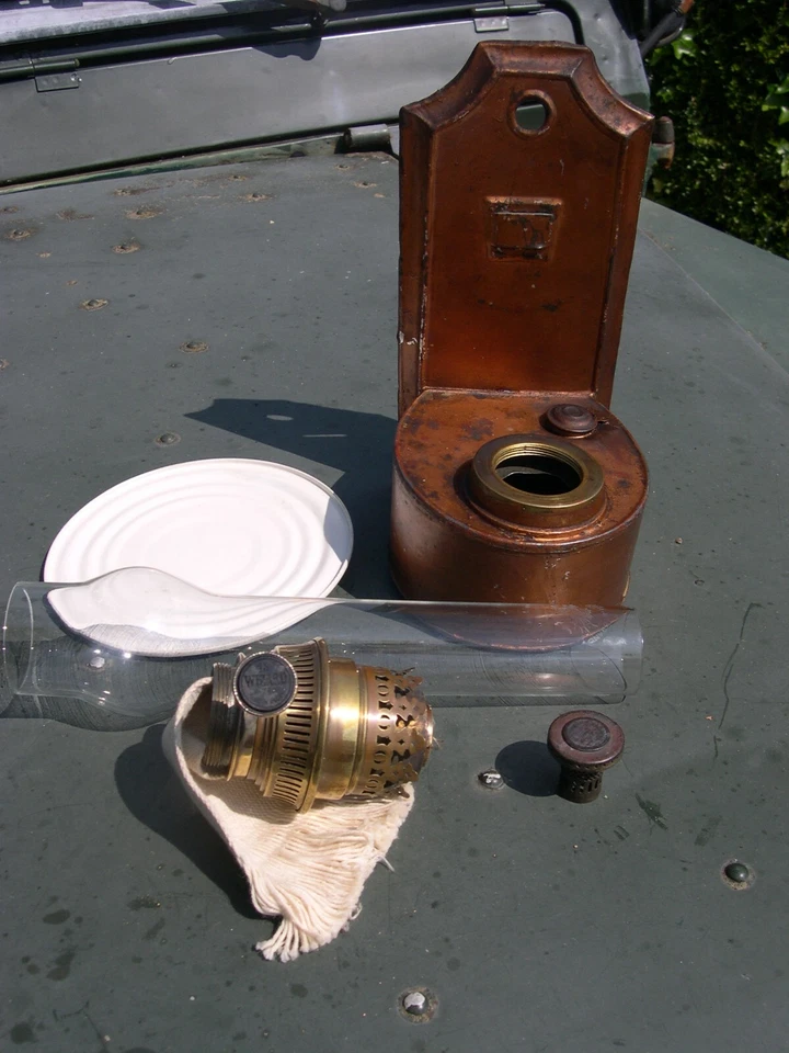 COMPLETE VERITAS WIZARD TINPLATE WALL LAMP KEROSENE OIL LAMP , CARL HOLY BERLIN - Image 4 of 4