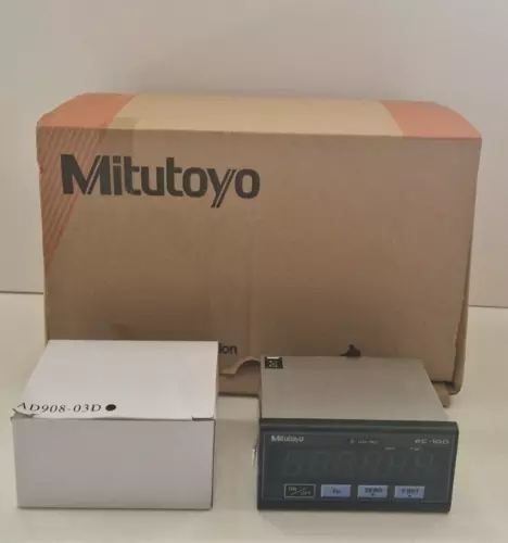 Mitutoyo EC-100 / model EC-101D with power supply. Linear gauge control.