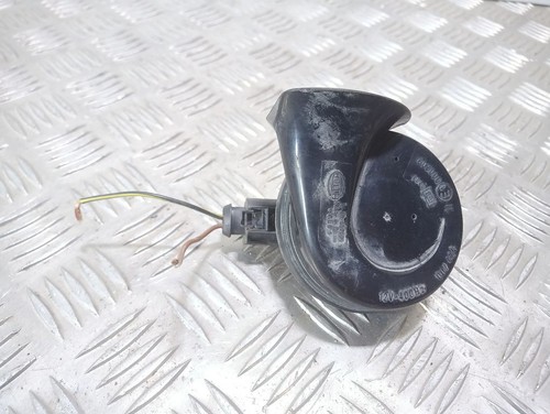 Audi A4 S4 B6 8E 8H 2001 Hupe Signalhorn Fanfare 8E0951221 UST92582