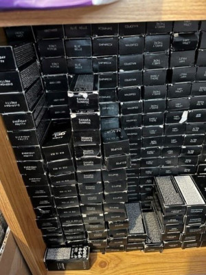 RESTPOSTEN AVON NAGEL EMAILLE X 10 ALLE NAGELNEU & VERPACKT ALLE WERDEN ANDERS