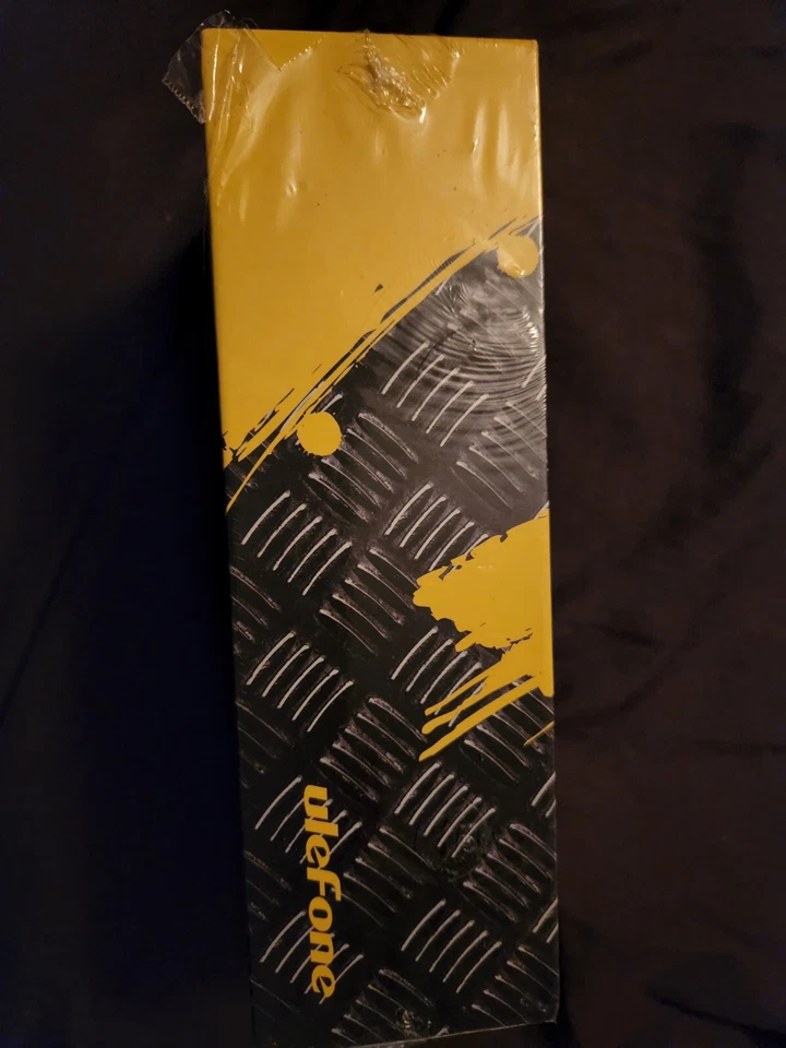 Armor - 8 GB - Negro (Desbloqueado) Foto 2 de 4