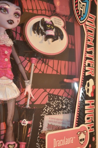 Monster High Draculaura Vampire Fashion Doll Wave 1-2012 Release-BBC69-Fabulous
