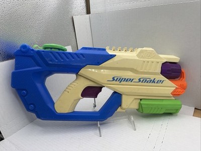 NERF SUPER SOAKER DARTFIRE WORKS WITH WATER OR DARTS DOES NOT INCLUDE DARTS