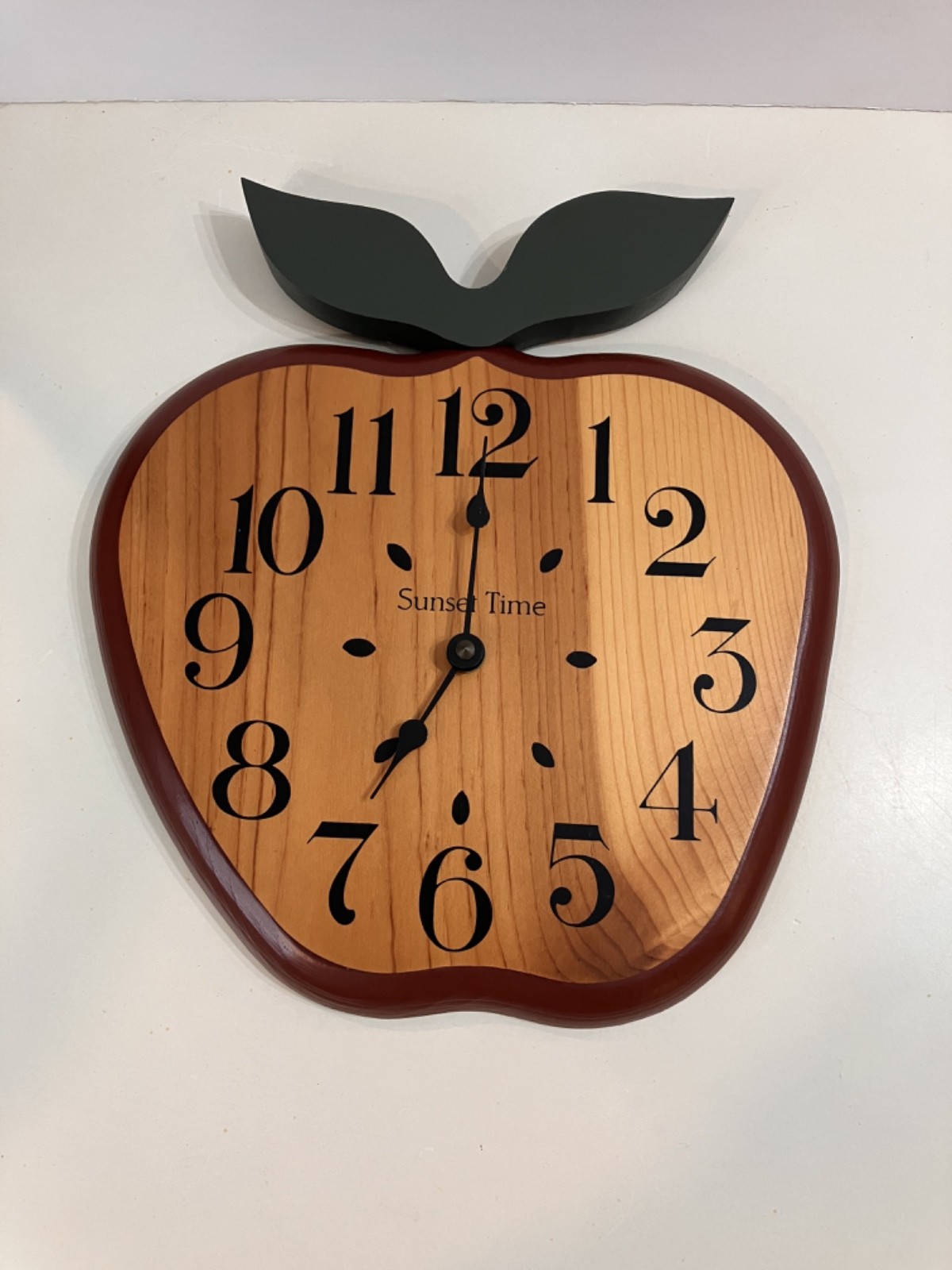 Vintage Sunset Time Wooden Apple Wall Clock 1990s Retro Kitchen Farmhouse Decor
