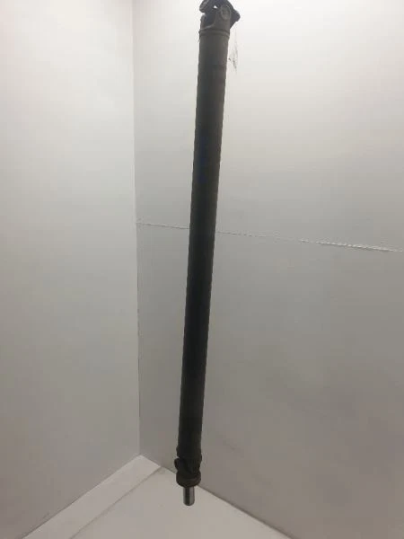 95-04 TOYOTA TACOMA 2.4L RWD AT REAR DRIVE SHAFT ASSEMBLY  - Image 2 of 4