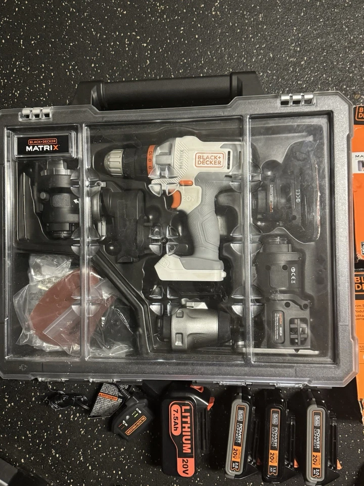 BLACK+DECKER 20V MAX MATRIX Cordless Combo Kit, 6-Tool, - BDCDMT1206KITWC Lot - Image 2 of 4