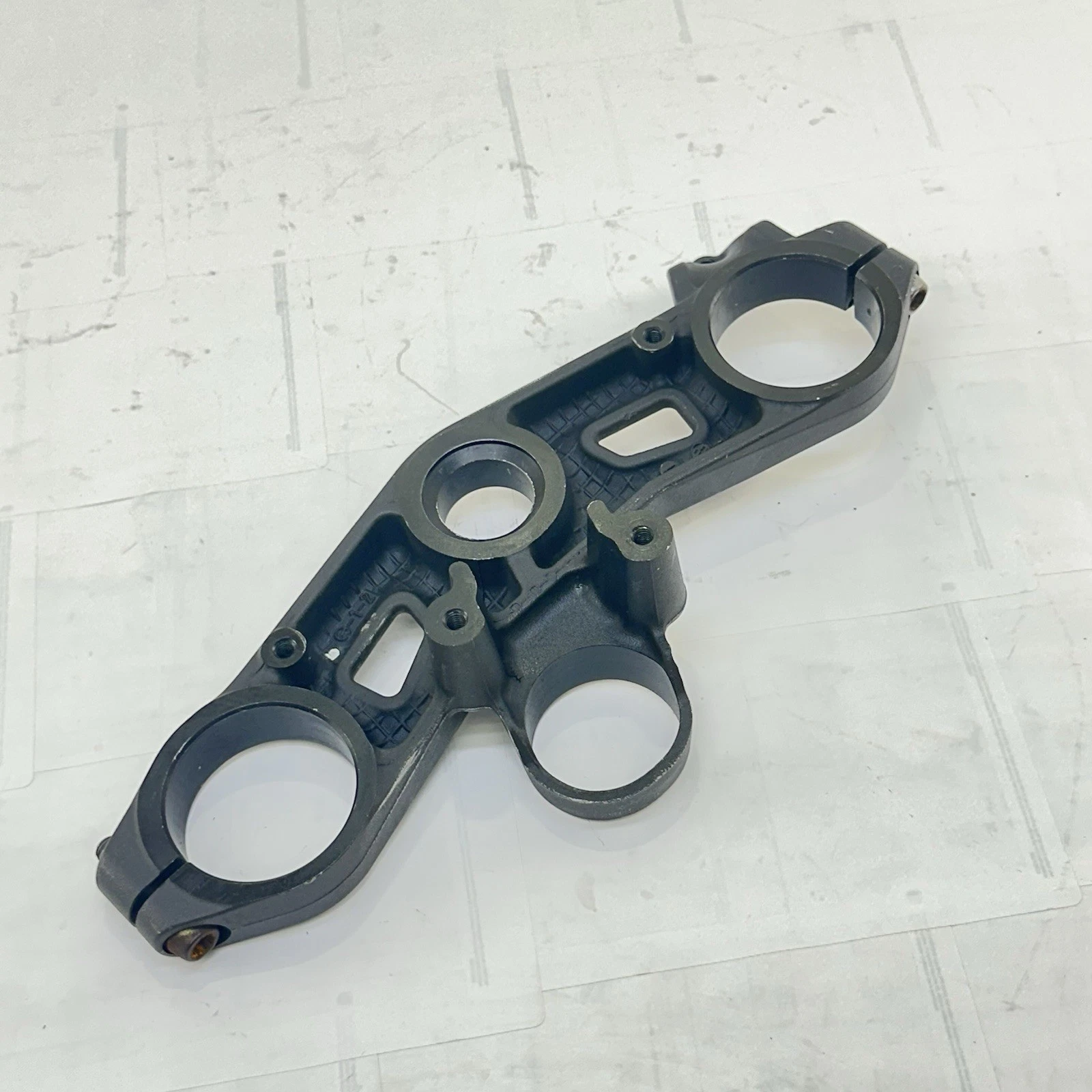 2011 - 2015 KAWASAKI NINJA ZX10R FRONT FORK CLAMP UPPER TRIPLE TREE BRACKET