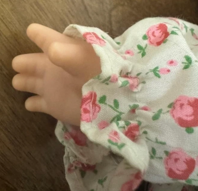 Boneca Fisher-Price 13" 1 de 7 Soft Kids lap sitter "Baby Ann" 1973 - Imagem 3 de 4