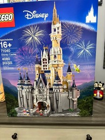 LEGO Disney: The Disney Castle (71040) Brand new in box