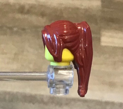 LEGO Minifig Female Dark Red Hair With Long Ponytail and Side Bangs - Picture 2 of 2