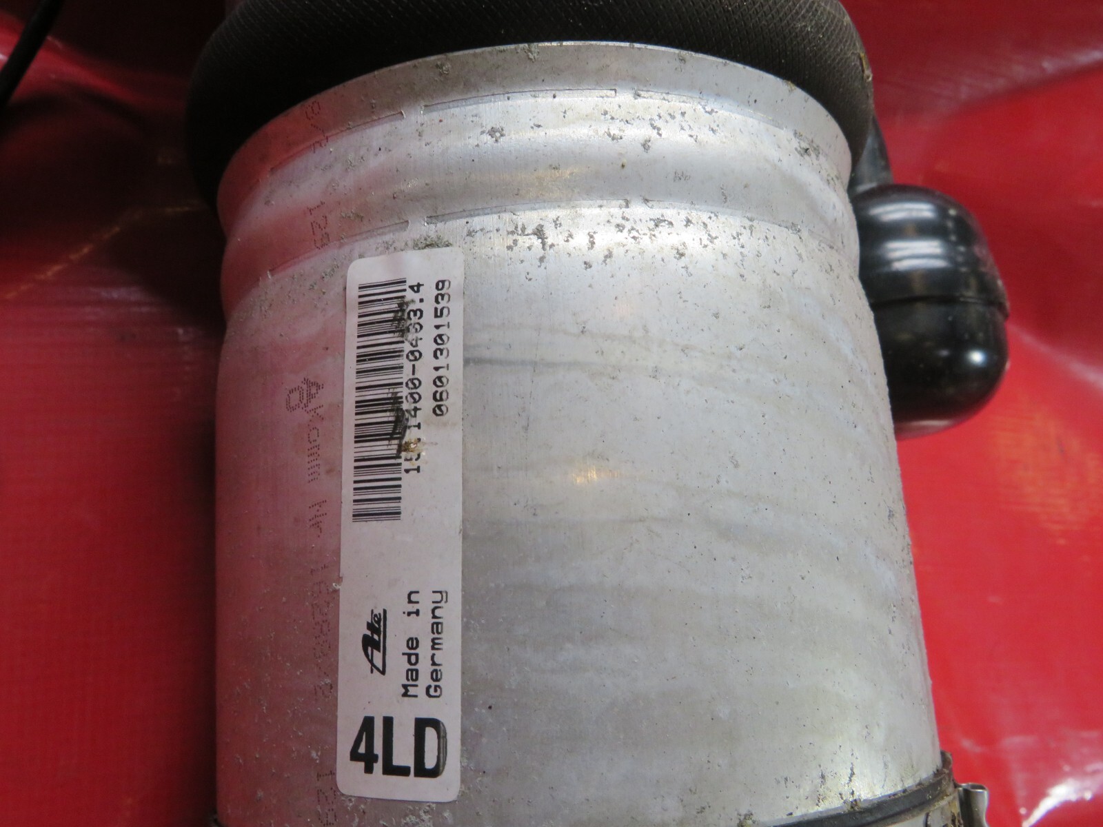2006 BENTLEY FLYING SPUR REAR LEFT STRUT