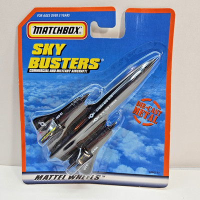 Matchbox 2000 Sky Busters Diecast SR-71 Blackbird Jet
