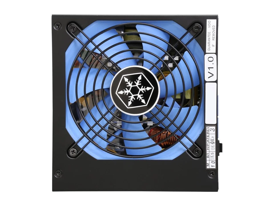 SilverStone ST70F-PB 700 W ATX12V / EPS12V 80 PLUS BRONZE Certified Full Modular - Image 3 of 4
