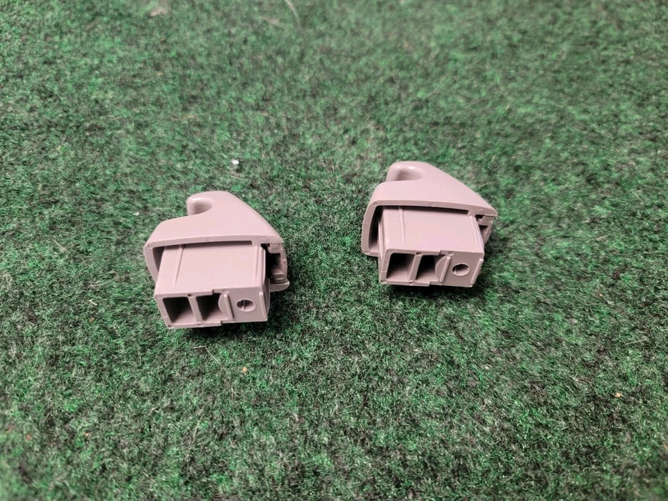 Chevrolet Malibu Equinox GMC Acadia Cadillac CTS Cinza SUPORTE PARA VISEIRA SOLAR novo OEM - Imagem 4 de 4